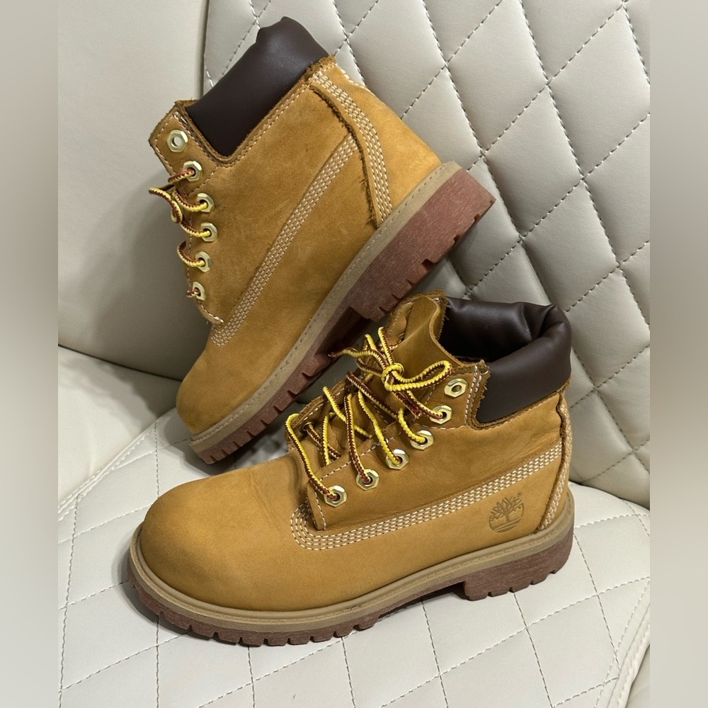Timberland kids' premium waterproof boots wheat nubuck tan color size 13